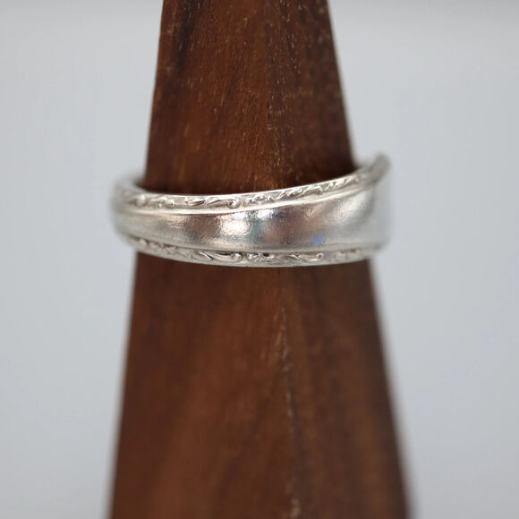 Exquisite Silver Vine Spoon Ring Size 11.5 Vintage Stainless Steel Polished - Picture 4 of 11